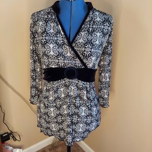 new directions Small Y2K Kimono Wrap Black and White Top with Velvet Belt